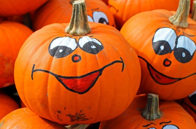 pumpkins with smiley face